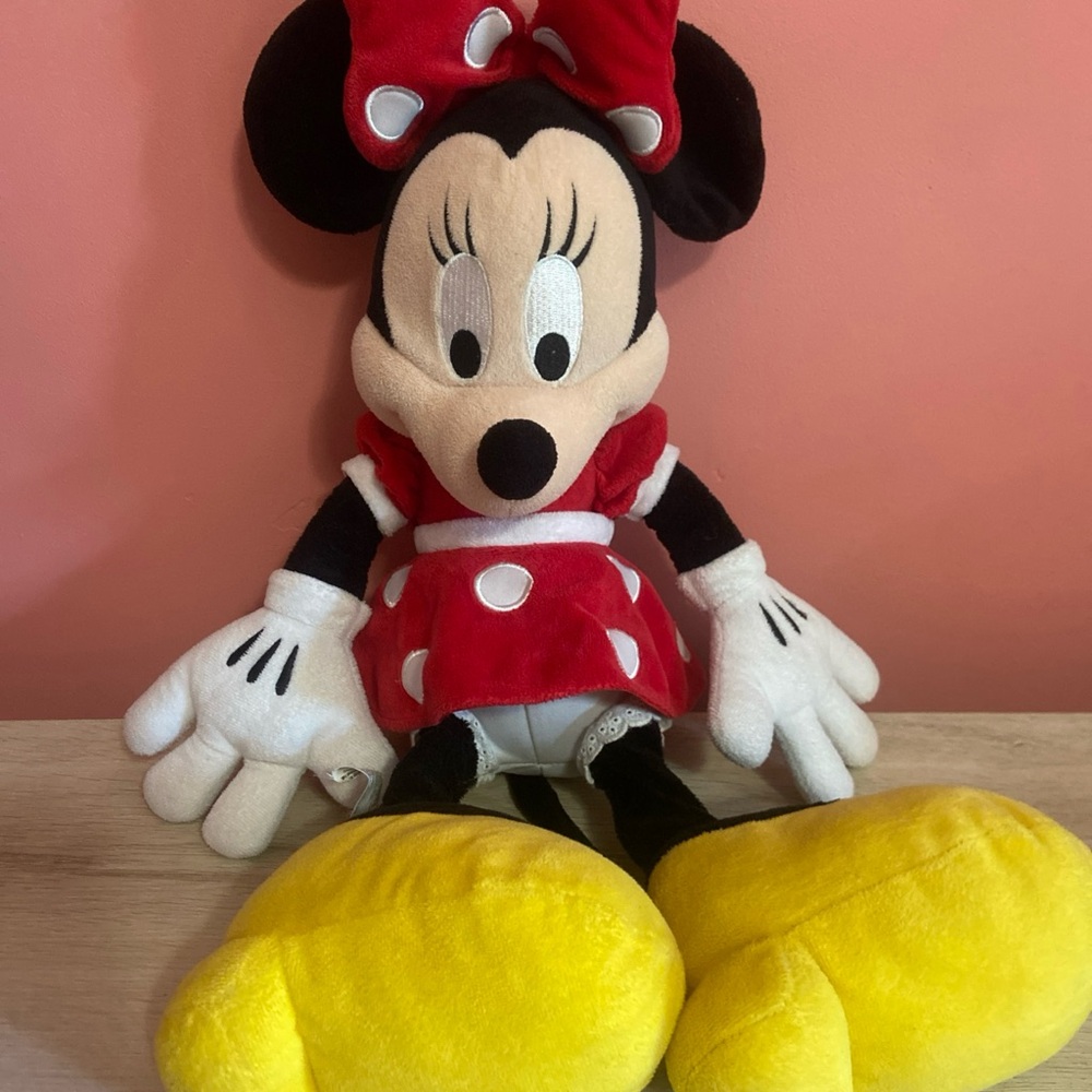 Disney Parks Authentic Minnie Mouse Plush 16”